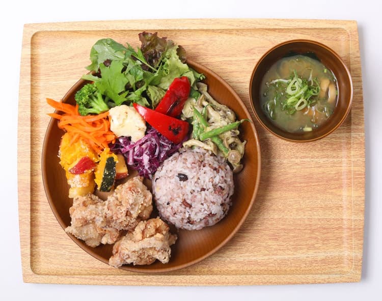 TORIMARU SHOKUDO × TANITA CAFE