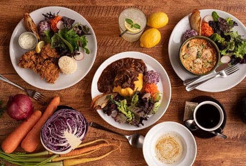 Mother Moon Café