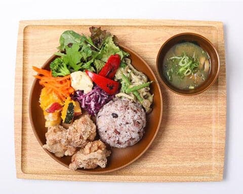 TORIMARU SHOKUDO × TANITA CAFE