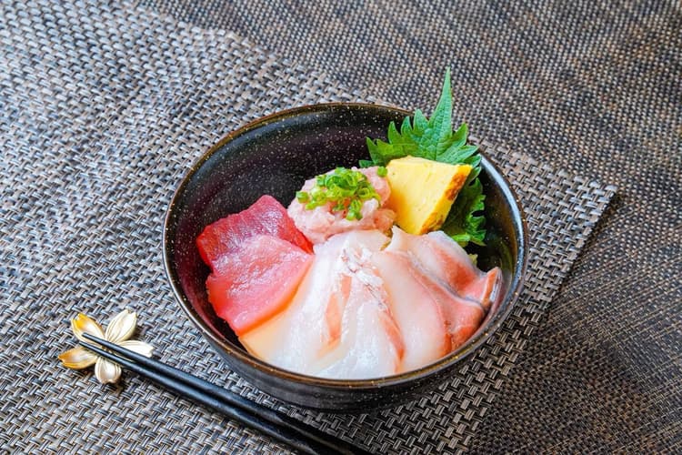 Makihara Shoten
