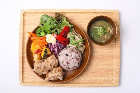 TORIMARU SHOKUDO × TANITA CAFE