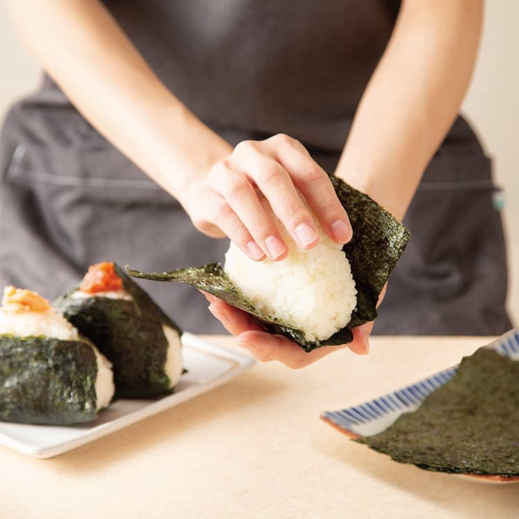 Hitonigiri