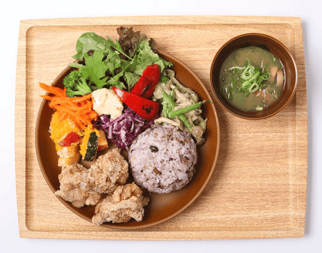 TORIMARU SHOKUDO × TANITA CAFE